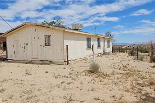 1760 Valleyview, 29 Palms MCB, CA 92277 - Photo 5