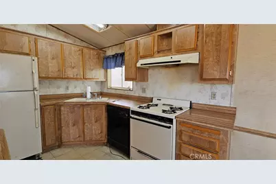 1760 Valleyview, 29 Palms MCB, CA 92277 - Photo 17