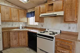 1760 Valleyview, 29 Palms MCB, CA 92277 - Photo 17