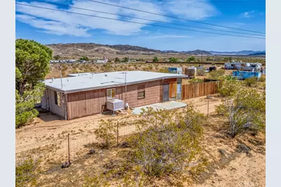 2121 Cambria, Landers, CA 92285 - Photo 37