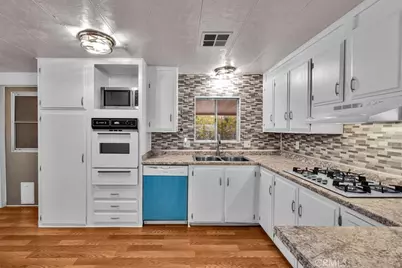 7425 Church Street #28, Yucca Valley, CA 92284 - Photo 15