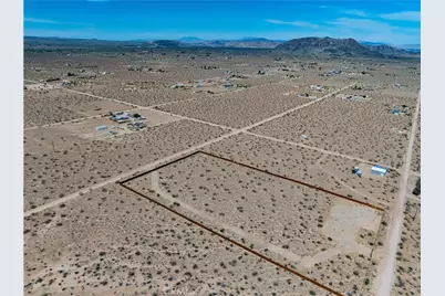 425 Gerber Avenue, Landers, CA 92285 - Photo 15