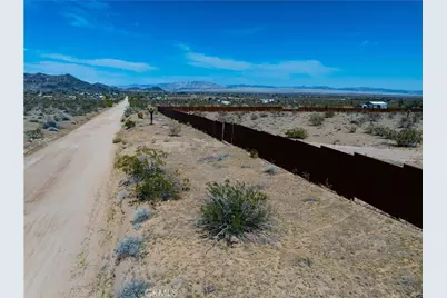 425 Gerber Avenue, Landers, CA 92285 - Photo 23