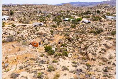 56833 Oakwood, Yucca Valley, CA 92284 - Photo 57