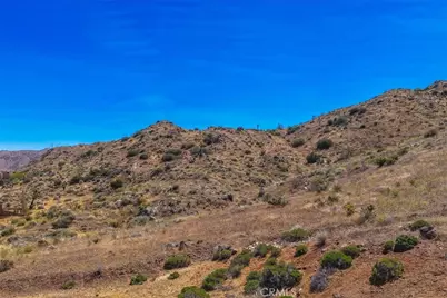 58205 Santa Barbara Drive, Yucca Valley, CA 92284 - Photo 31