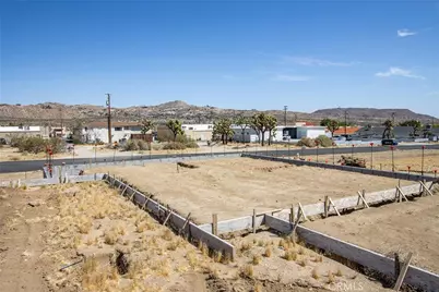 57405 Primrose, Yucca Valley, CA 92284 - Photo 3