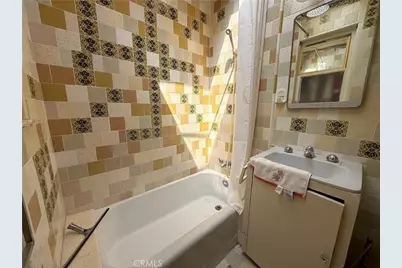 7844 Hopi Trail, Yucca Valley, CA 92284 - Photo 23