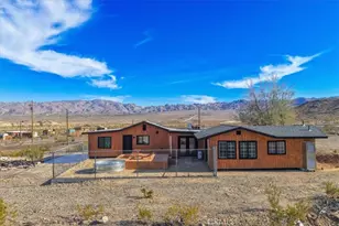 68424 Bellerue, 29 Palms MCB, CA 92277 - Photo 5