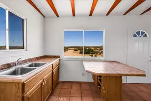60650 Winters, Landers, CA 92285 - Photo 5