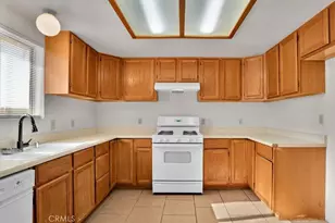 74089 Buena Vista, 29 Palms MCB, CA 92277 - Photo 5