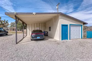 7432 Dumosa, Yucca Valley, CA 92284 - Photo 25