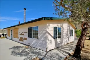 55190 Pipes Canyon, Yucca Valley, CA 92284 - Photo 3