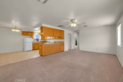 6693 Mariposa, 29 Palms MCB, CA 92277 - Photo 5