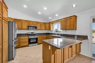 8469 Deer, Yucca Valley, CA 92284 - Photo 9