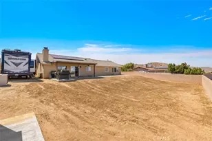 8469 Deer, Yucca Valley, CA 92284 - Photo 35
