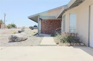 4752 Flying H, 29 Palms MCB, CA 92277 - Photo 5