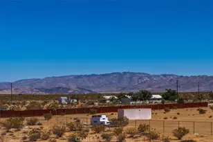 1440 McGarry, Joshua Tree, CA 92252 - Photo 17