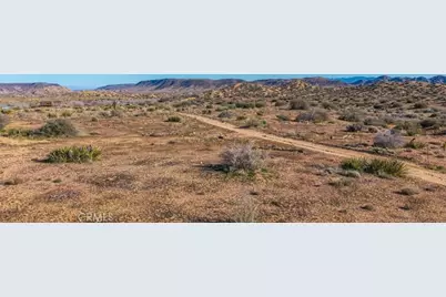 3263 Apache Pass / Bypass, Pioneertown, CA 92268 - Photo 13