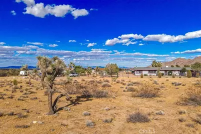 3854 Anita Avenue, Yucca Valley, CA 92284 - Photo 13
