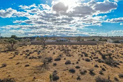 3854 Anita Avenue, Yucca Valley, CA 92284 - Photo 5