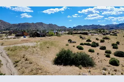 5134 William S Hart Road, Pioneertown, CA 92268 - Photo 3