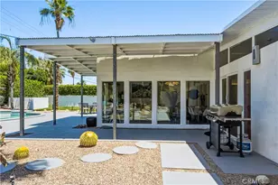 302 E Racquet Club Dr, Palm Springs, CA 92262 - Photo 35