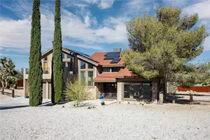 58648 San Marino, Yucca Valley, CA 92284 - Photo 3