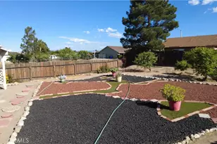 12441 San Gorgonio Rd, Victorville, CA 92392 - Photo 11