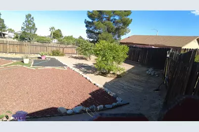 12441 San Gorgonio, Victorville, CA 92392 - Photo 13