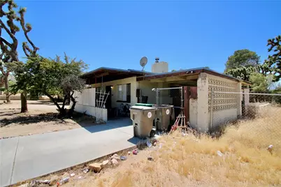 7634 Fox A & B, Yucca Valley, CA 92284 - Photo 3