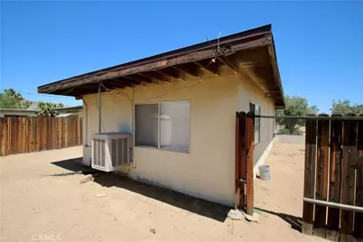 7634 Fox A & B, Yucca Valley, CA 92284 - Photo 9