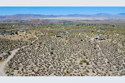 32471 Eric Road, Lucerne Valley, CA 92356 - Photo 17