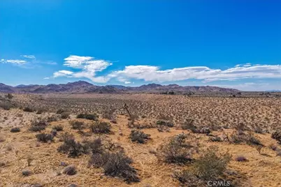 56666 Lowe Avenue, Yucca Valley, CA 92284 - Photo 17