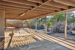 979 Old Woman Springs Rd, Yucca Valley, CA 92284 - Photo 27