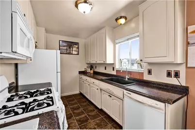 7817 Valley Vista Avenue, Yucca Valley, CA 92284 - Photo 13