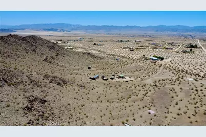 63398 Lakeview, Joshua Tree, CA 92252 - Photo 25