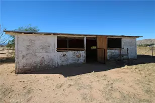737 Gerber, Landers, CA 92285 - Photo 39