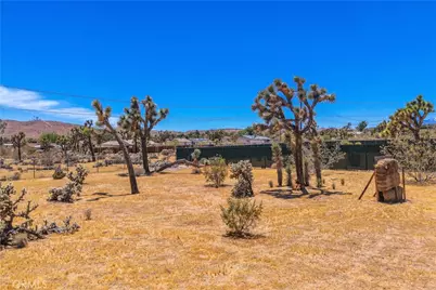 58773 Sunflower Drive, Yucca Valley, CA 92284 - Photo 31