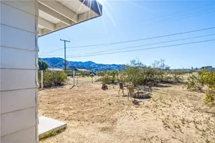 6546 Rose Ellen, 29 Palms MCB, CA 92277 - Photo 3