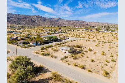 6546 Rose Ellen, 29 Palms MCB, CA 92277 - Photo 37