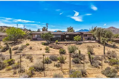 8001 Hammett Road, Yucca Valley, CA 92284 - Photo 49