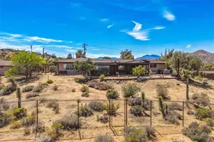 8001 Hammett Rd, Yucca Valley, CA 92284 - Photo 49