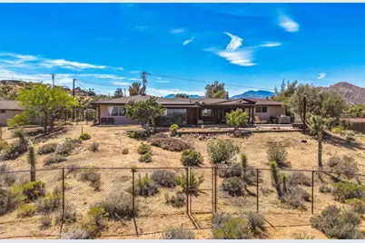 8001 Hammett Road, Yucca Valley, CA 92284 - Photo 51