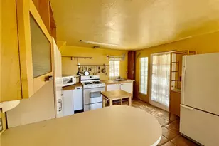 49324 Whiteside, Morongo Valley, CA 92256 - Photo 13