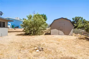 6998 Lennox, Yucca Valley, CA 92284 - Photo 33