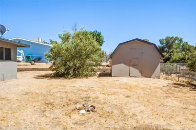 6998 Lennox, Yucca Valley, CA 92284 - Photo 33