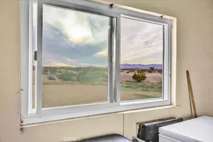 67550 Del Oro Rd, 29 Palms MCB, CA 92277 - Photo 11