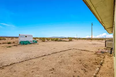 67550 Del Oro Road, 29 Palms MCB, CA 92277 - Photo 19