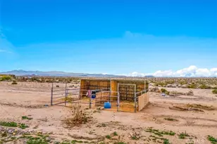 67550 Del Oro Rd, 29 Palms MCB, CA 92277 - Photo 27