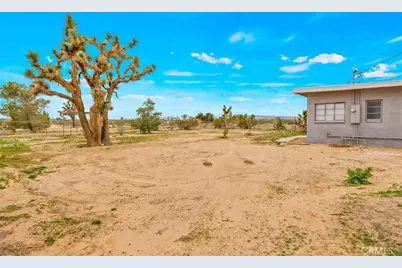 57726 Starlight Mesa Road, Yucca Valley, CA 92284 - Photo 23